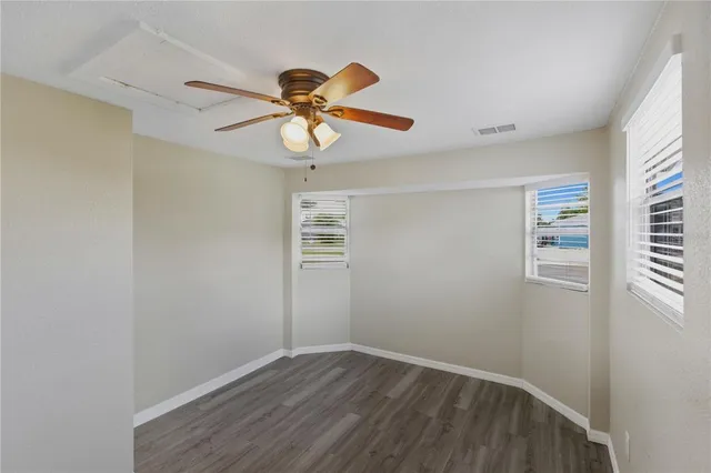 a window in an empty room