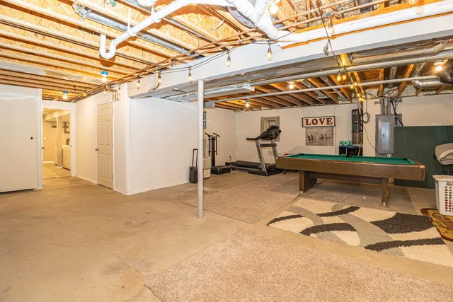 $379,900 | 105 Ridge Avenue, Benton, WI 53803