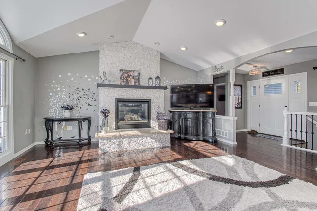 $379,900 | 105 Ridge Avenue, Benton, WI 53803