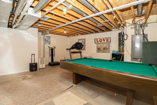 $379,900 | 105 Ridge Avenue, Benton, WI 53803