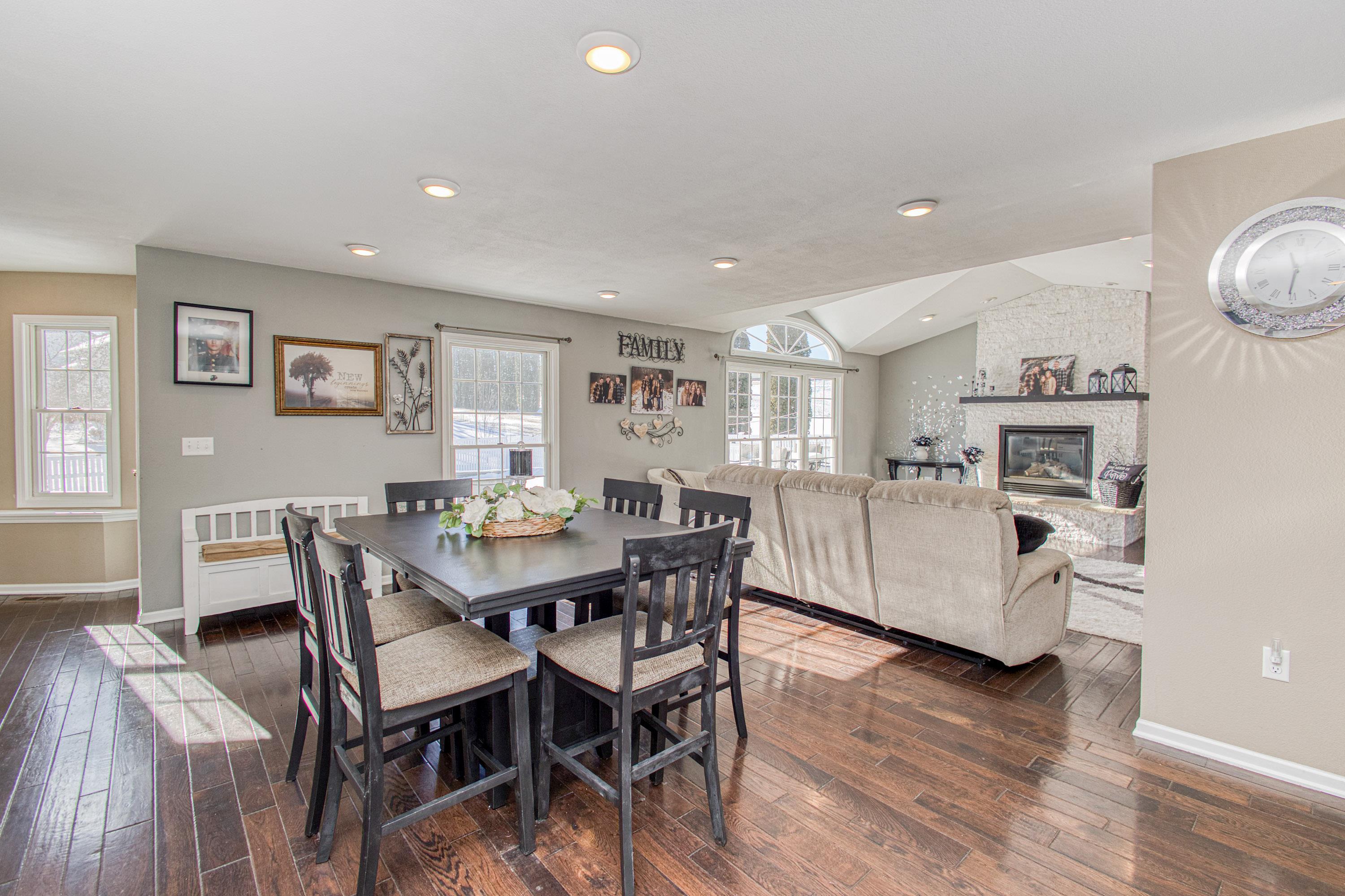 105 Ridge Avenue Benton, WI 53803 - Photo 6 of 42