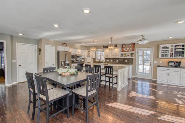 $379,900 | 105 Ridge Avenue, Benton, WI 53803