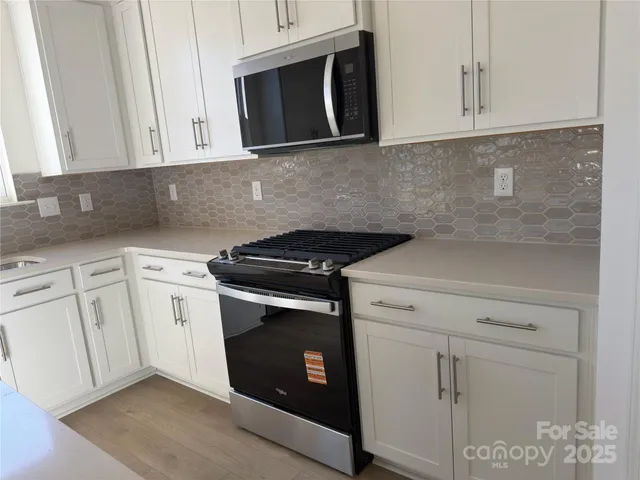 $437,838 | 387 Lancashire Court, Denver, NC 28037