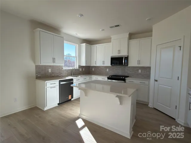 $437,838 | 387 Lancashire Court, Denver, NC 28037