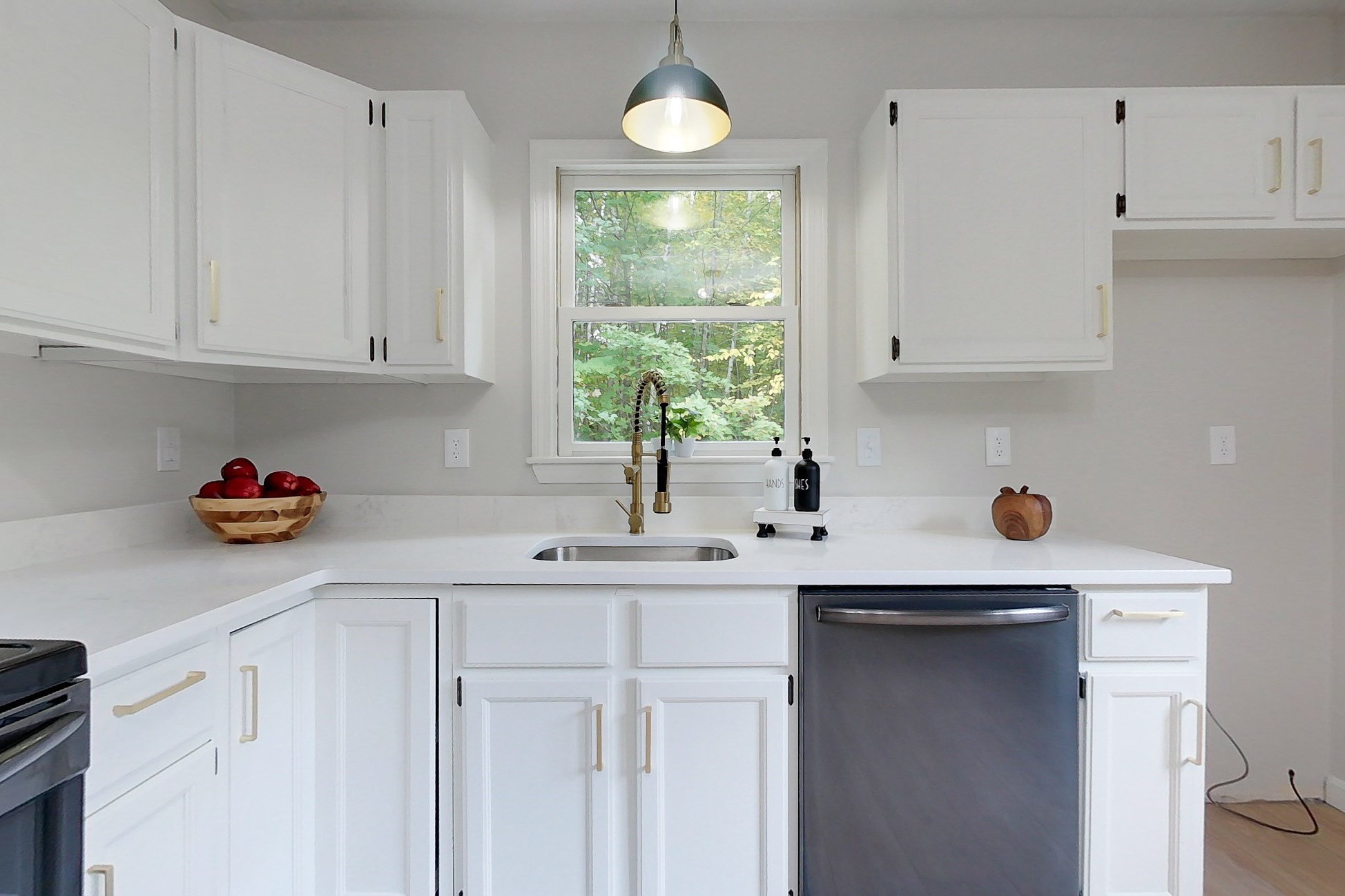 70 Clement Road Townsend, MA 01474 - Photo 3 of 27 Gallery Image 3