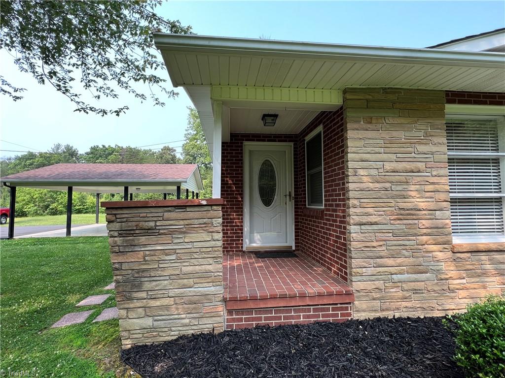 1657 Austin Traphill Road Elkin, NC 28621 - Photo 8 of 28