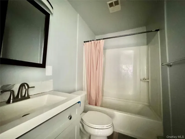 $258,000 | 17 North Aspen Road, Middletown, NY 10940