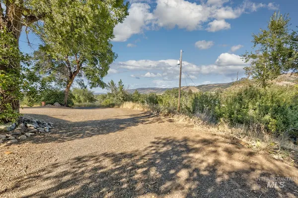 $350,000 | 108 1/2 North Galena, Council, ID 83612