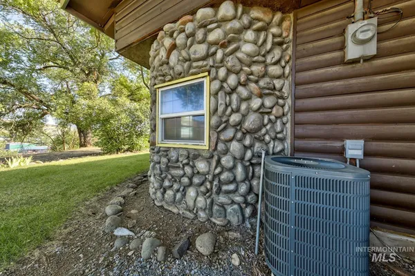 $350,000 | 108 1/2 North Galena, Council, ID 83612