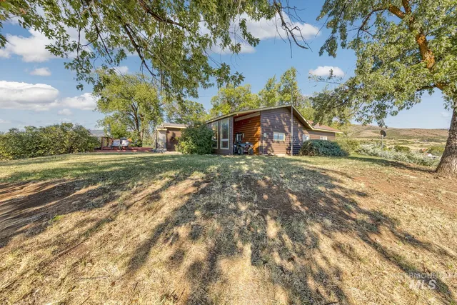 $350,000 | 108 1/2 North Galena, Council, ID 83612