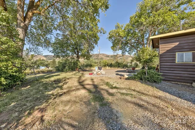 $350,000 | 108 1/2 North Galena, Council, ID 83612