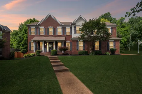 $1,025,000 | 1205 Homewood Court, Franklin, TN 37067