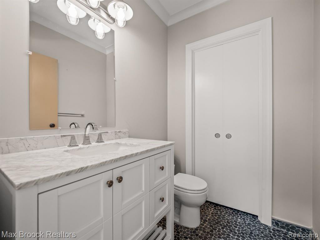 350 Shirley Road Birmingham, MI 48009 - Photo 56 of 60
