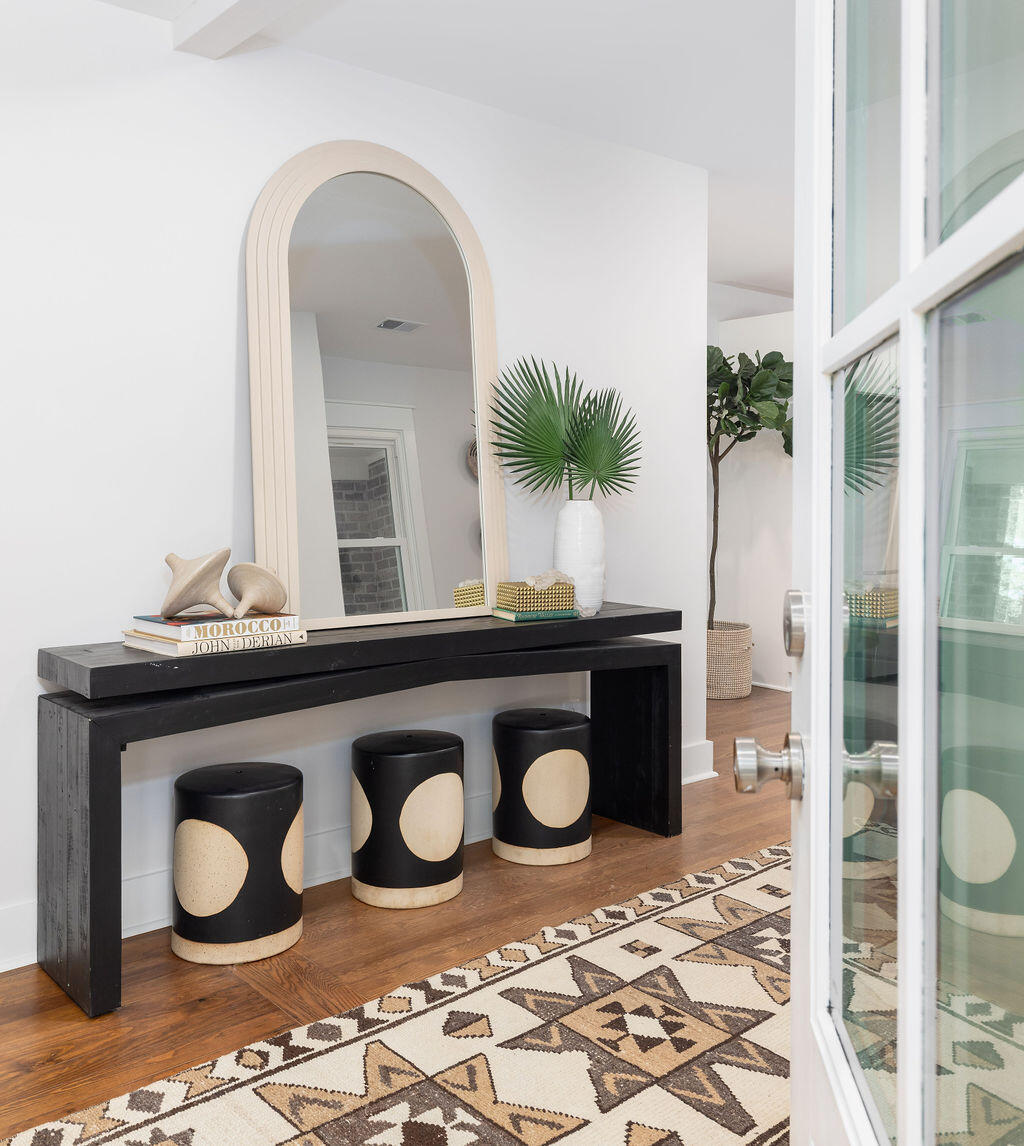 1717 Pinecrest Road Charleston, SC 29407 - Photo 2 of 33 Looking in through front door