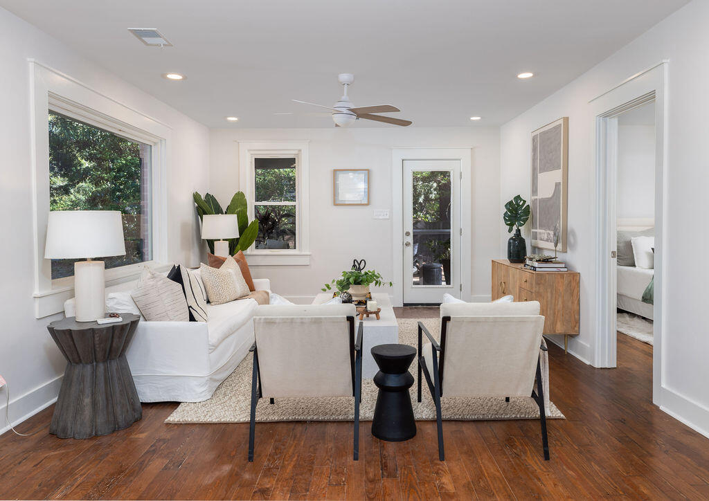 1717 Pinecrest Road Charleston, SC 29407 - Photo 10 of 33 Living room