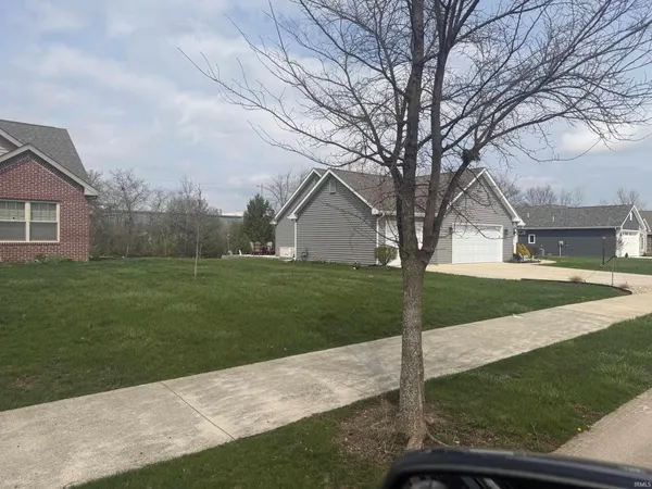 $298,900 | 2480 Deer Run Trail, Decatur, IN 46733