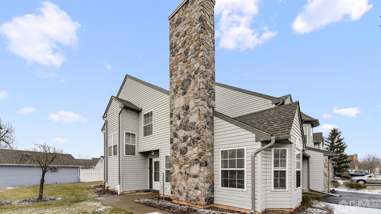 124 Orion Road Piscataway, NJ 08854 - Photo 3 of 27 Gallery Image 3