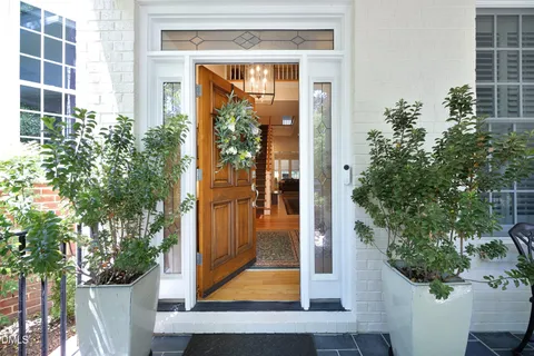 $1,850,000 | 217 Oval Park Place, Chapel Hill, NC 27517