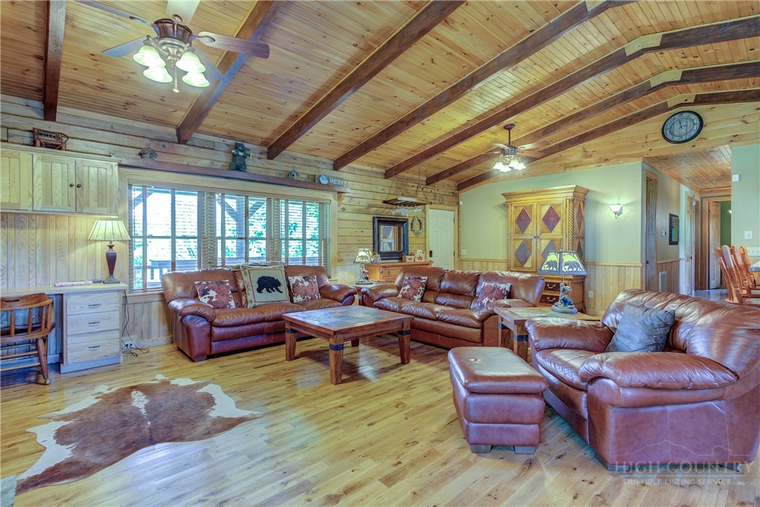 52 Hackett Gragg Road Newland, NC 28657 - Photo 8 of 47 Gallery Image 8