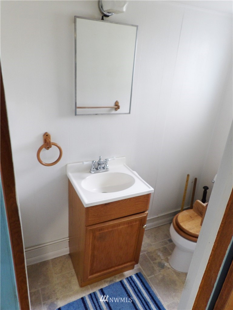 39446 Cape Horn Road Concrete, WA 98237 - Photo 20 of 25 Gallery Image 20