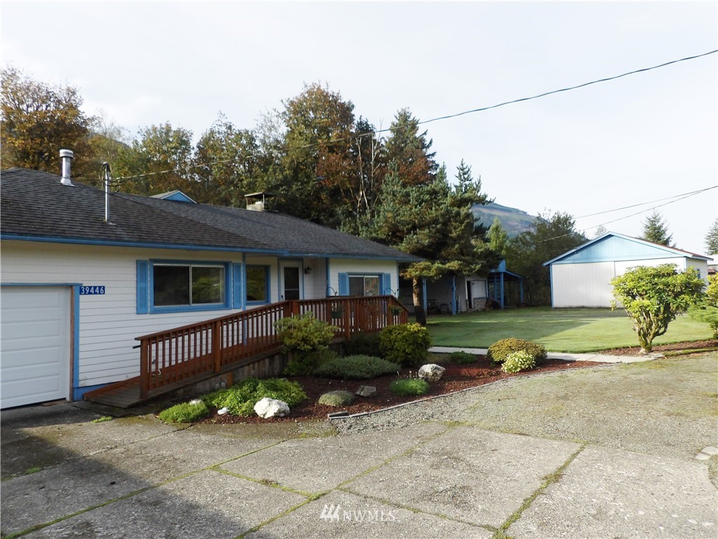39446 Cape Horn Road Concrete, WA 98237 - Photo 5 of 25 Gallery Image 5
