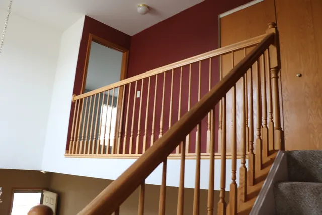 $2,400 | 379 Reston Circle, Romeoville, IL 60446