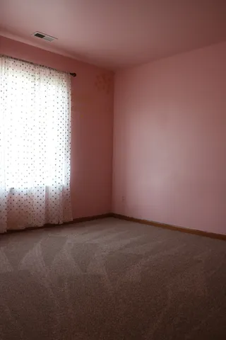 $2,400 | 379 Reston Circle, Romeoville, IL 60446