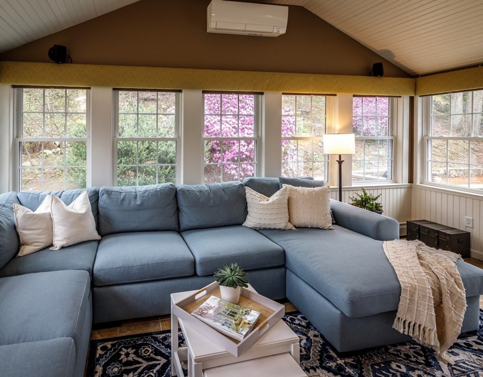 8 Olde Coach Road Westborough, MA 01581 - Photo 14 of 42 a living room with furniture and a large window