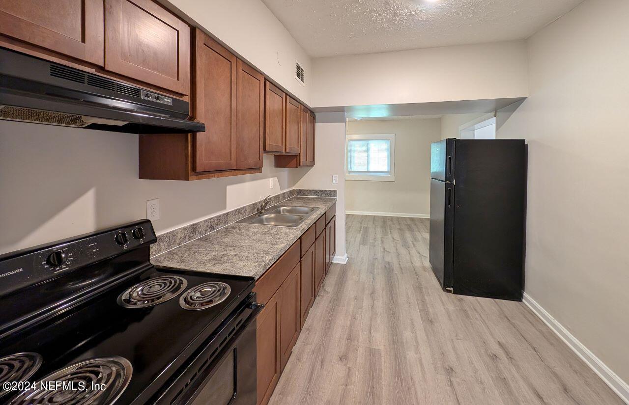 5727 Carnation Road Jacksonville, FL 32209 - Photo 11 of 17 11
