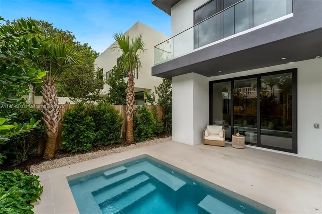 $1,850,000 | 3069 Hibiscus Street, Coconut Grove, FL 33133