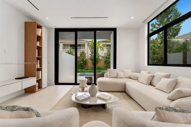 $1,850,000 | 3069 Hibiscus Street, Coconut Grove, FL 33133