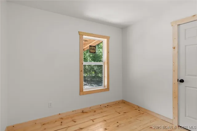 $229,000 | 26413 Gardiner Road, Edwards, MO 65326