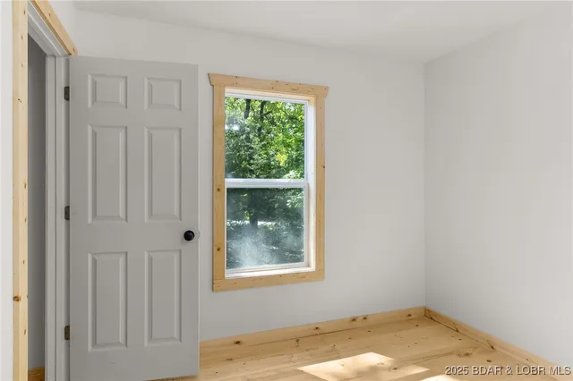 $229,000 | 26413 Gardiner Road, Edwards, MO 65326