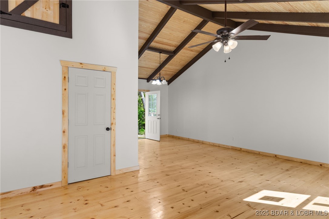 26413 Gardiner Road Edwards, MO 65326 - Photo 10 of 29 Come on in