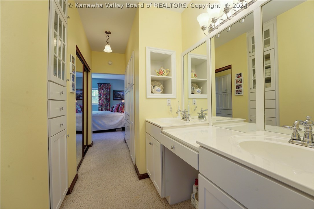 300 Flintlock Road Charleston, WV 25314 - Photo 11 of 30 Gallery Image 11
