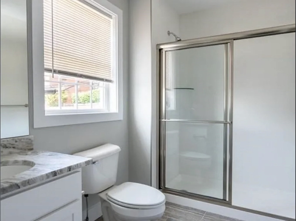 33 Covington Street, Unit 3 Boston, MA 02127 - Photo 7 of 10