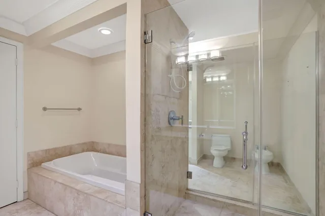 $1,945,000 | 704 North Ocean Boulevard, Unit 701, Pompano Beach, FL 33062