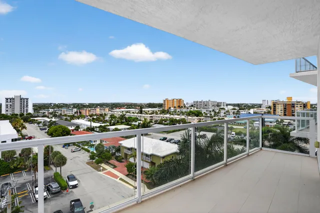 $1,945,000 | 704 North Ocean Boulevard, Unit 701, Pompano Beach, FL 33062