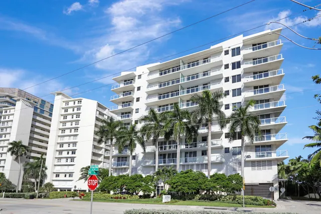 $1,945,000 | 704 North Ocean Boulevard, Unit 701, Pompano Beach, FL 33062