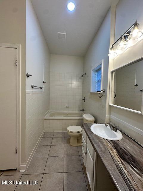 3617 Kennebrew Road Jackson, MS 39209 - Photo 21 of 29 Owner's bath1