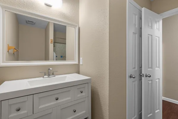 $1,700 | 12420 Mile Drive, Houston, TX 77065