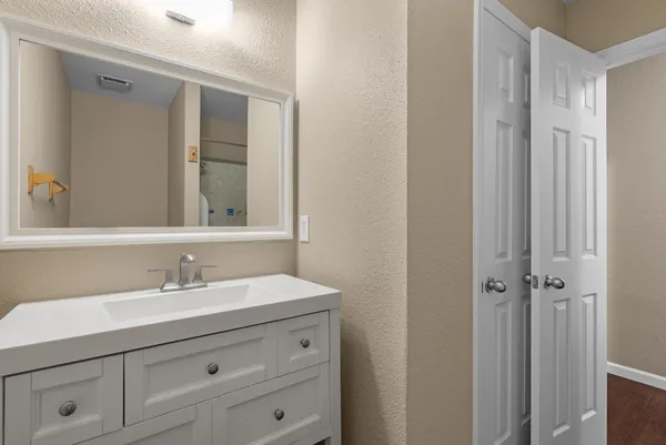 $1,700 | 12420 Mile Drive, Houston, TX 77065