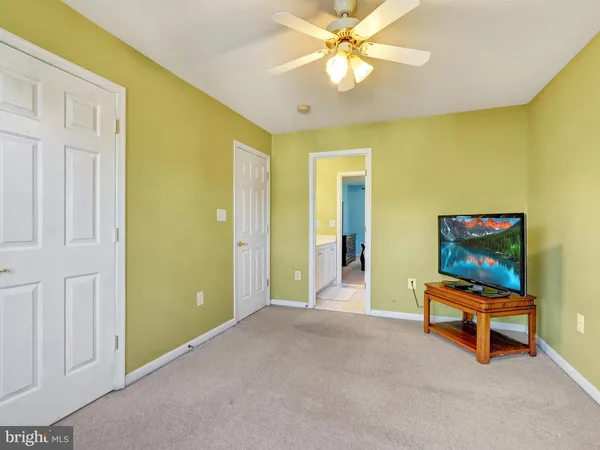 $869,900 | 2817 Compass Circle, Woodbridge, VA 22191