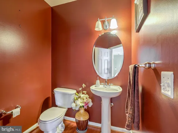 $869,900 | 2817 Compass Circle, Woodbridge, VA 22191