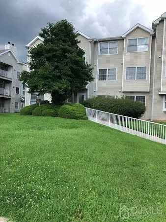 $2,100 | 926 Edpas Road, Unit 926, New Brunswick, NJ 08901