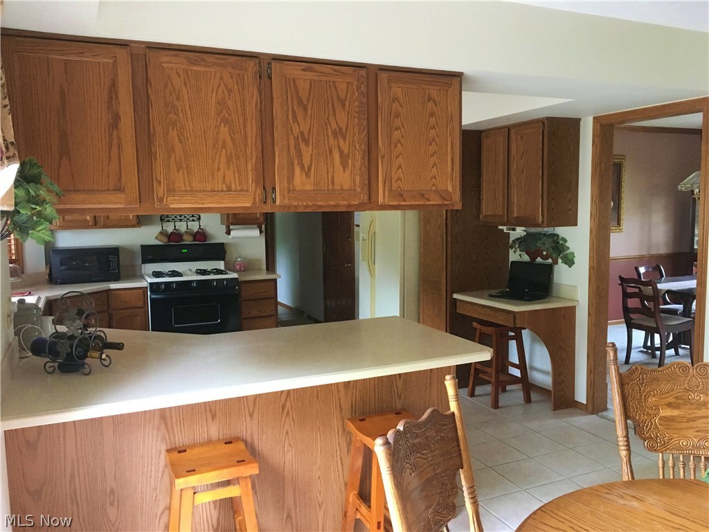 827 Bridge Road Akron, OH 44312 - Photo 9 of 35 Gallery Image 9