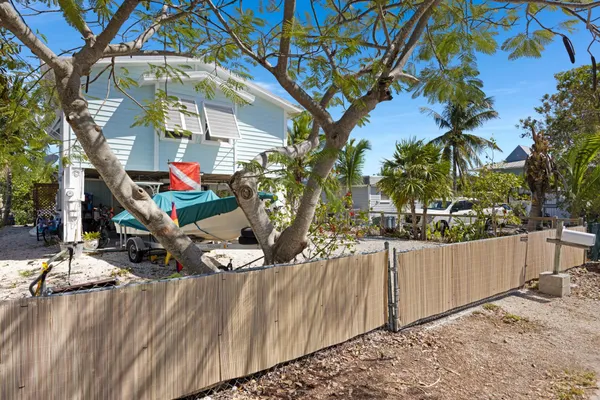 $789,000 | 29065 Rose Drive, Big Pine Key, FL 33043