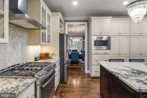 $1,898,000 | 9210 Bulls Run Parkway, Bethesda, MD 20817