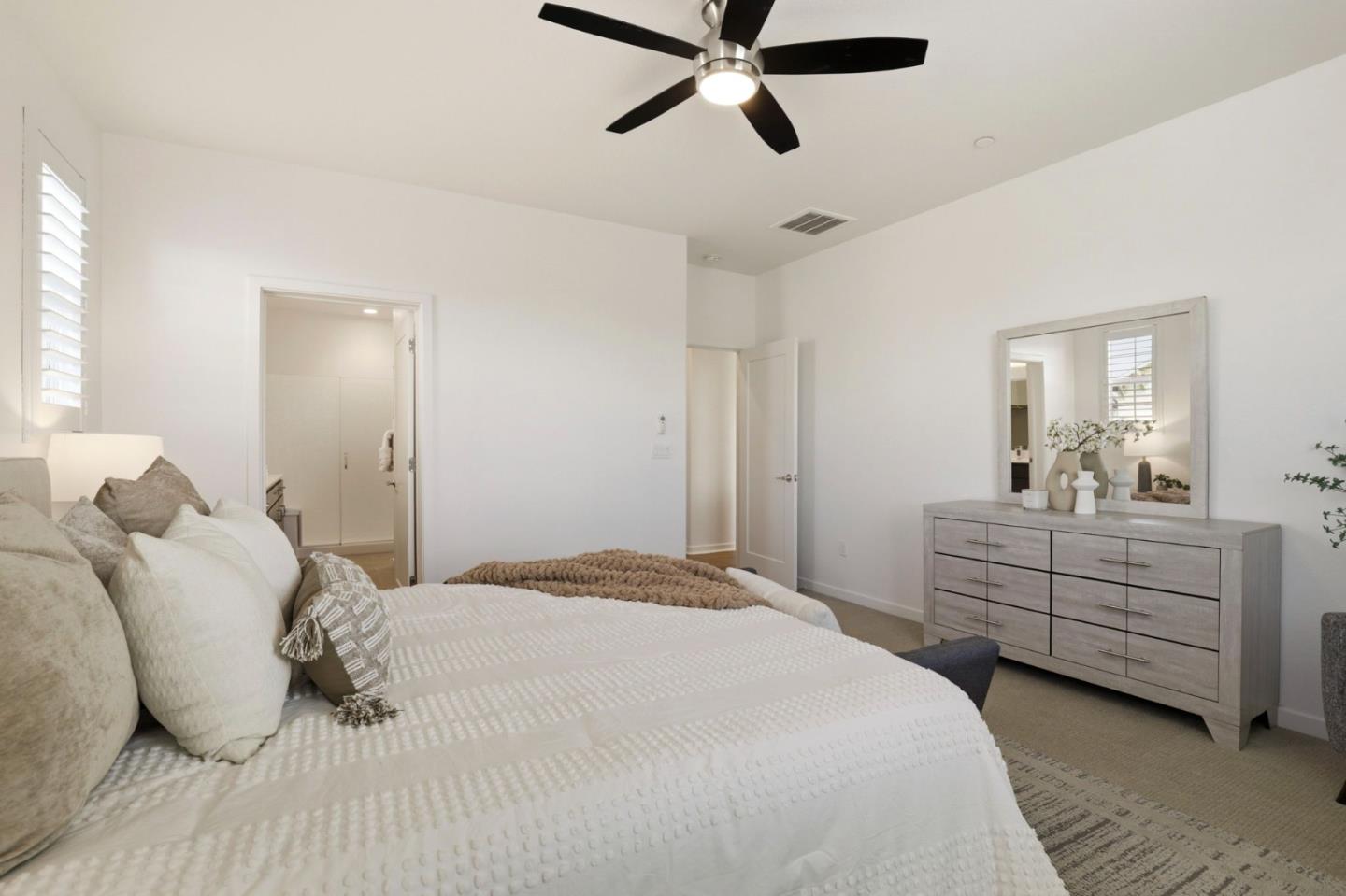 37665 Breakers Road Newark, CA 94560 - Photo 5 of 16