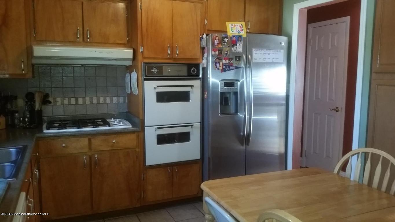 89 Salem Hill Road Howell, NJ 07731 - Photo 8 of 21 20150401162418746030000000-o